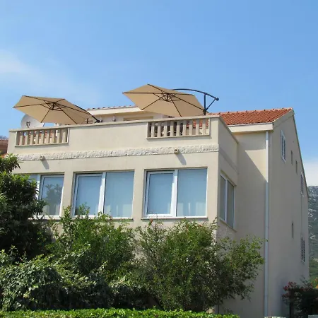 Nata Apartament *