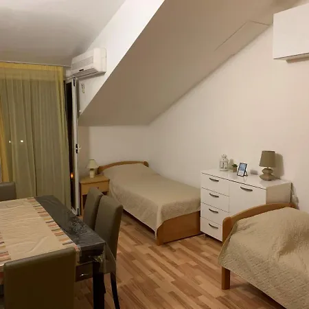 Nata Apartment Orebic